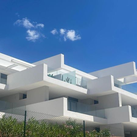Pure South Residence Манилва Екстериор снимка