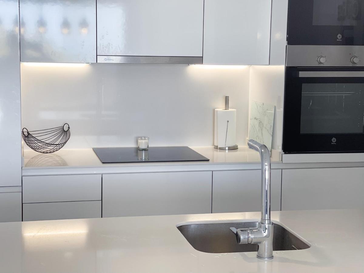 Pure South Residence Манилва Екстериор снимка