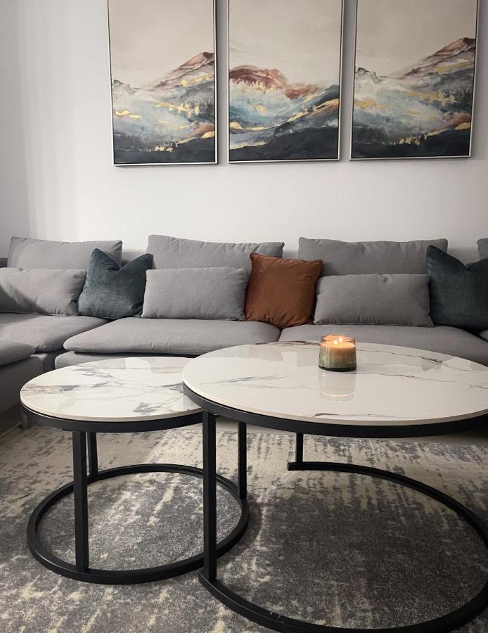 Pure South Residence Манилва Екстериор снимка
