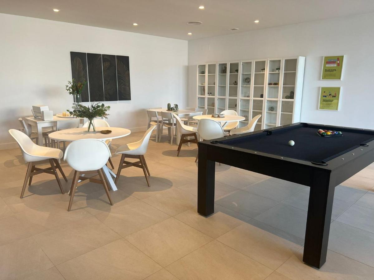 Pure South Residence Манилва Екстериор снимка