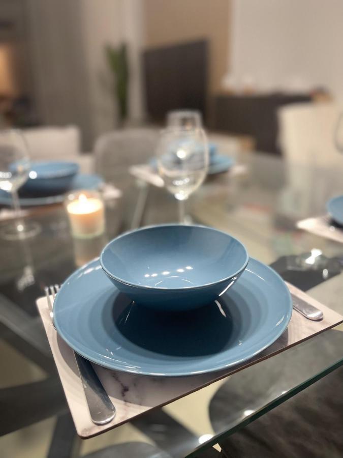 Pure South Residence Манилва Екстериор снимка