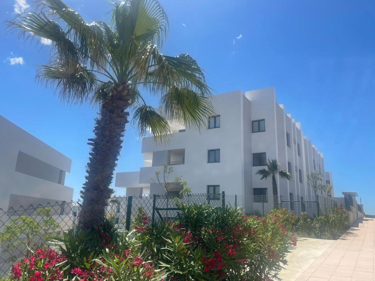Pure South Residence Манилва Екстериор снимка