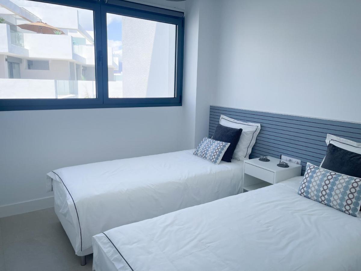 Pure South Residence Манилва Екстериор снимка