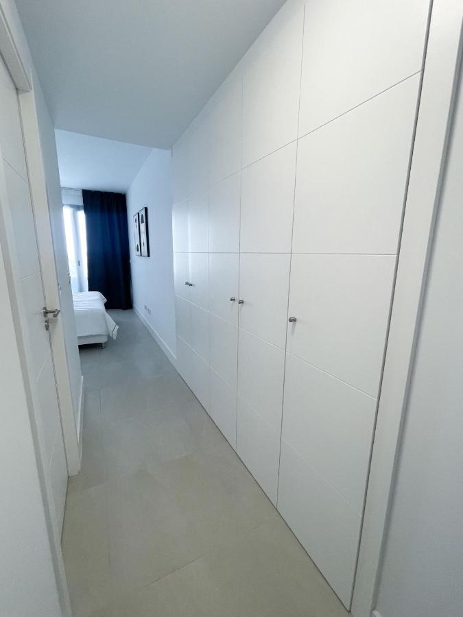 Pure South Residence Манилва Екстериор снимка