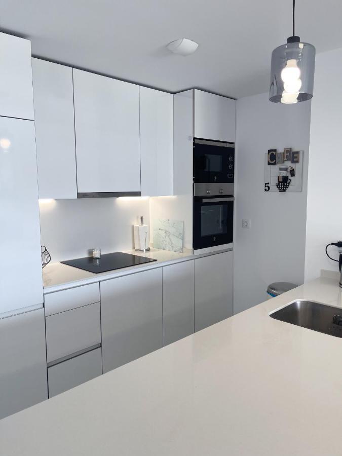 Pure South Residence Манилва Екстериор снимка