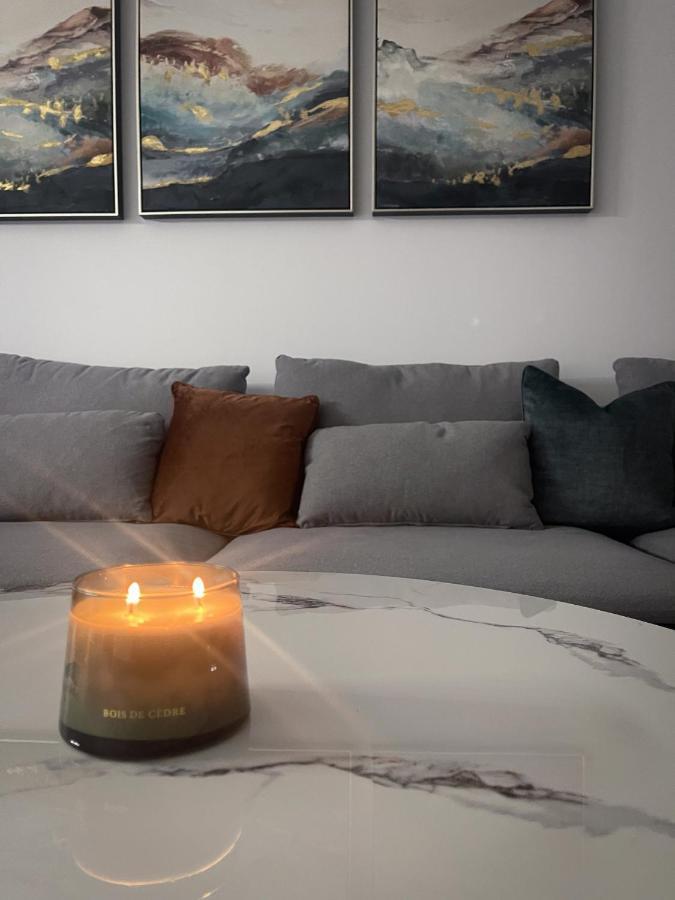 Pure South Residence Манилва Екстериор снимка